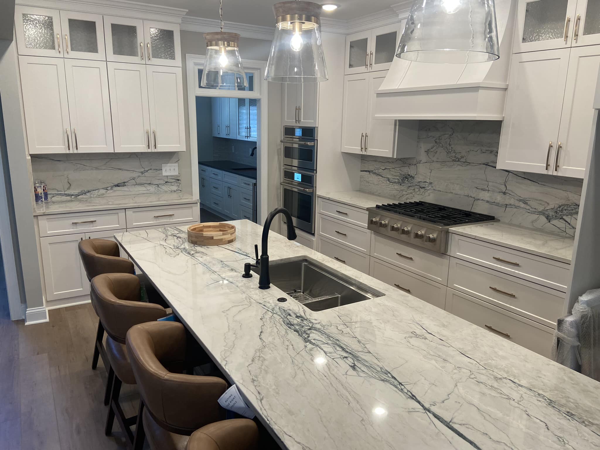 Luxury quartz kitchen installation